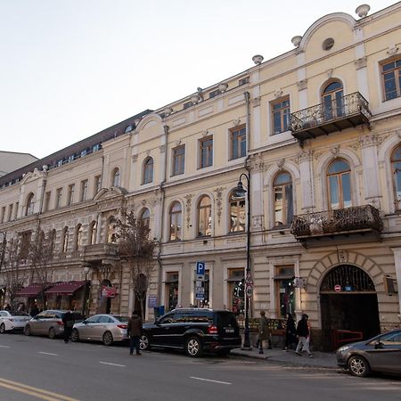 Mardzhanov Apartments, Block 108 Тбилиси Экстерьер фото